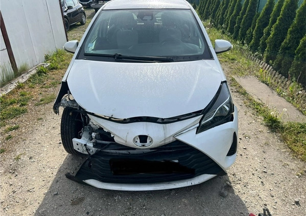 Toyota Yaris cena 25000 przebieg: 70000, rok produkcji 2019 z Zduny małe 16